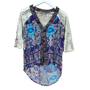 Gimmicks By BKE Boho Blue Pink Print Lace Sleeve Top Women Sz S